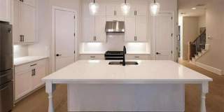 1860 NW Commons Place NW Gallery 6