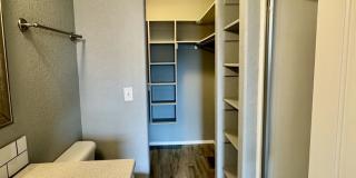 Nice 2 bedroom townhome close to I-49 Gallery 13