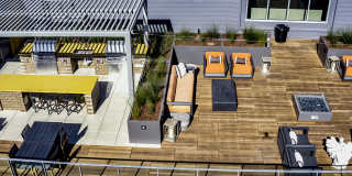 Capitol Towers – Luxury Midrise Gallery 29