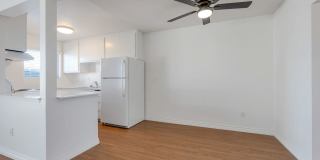 633 E Park Gallery 3