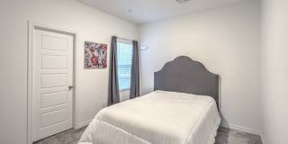 7318 North Decatur Boulevard Gallery 27