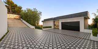 7080 Mulholland Dr Gallery 37