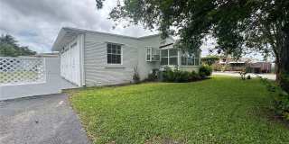 122 NE 2 Ave Gallery 1