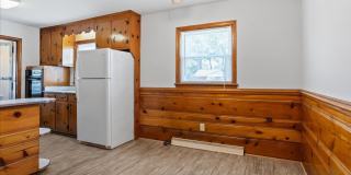 3BR/1.5BA Brick Ranch with Fireplace | Extra Storage | Hampton Near Shipyard & I-64 Gallery 7