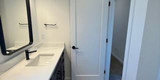 3 Bedrooms 2 1/2 Bathrooms - Where Mountains meet you at upscale living! Gallery 58