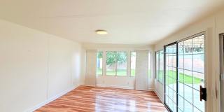Fantastic 3 bed - 2 bath Home with backyard in North Hills Gallery 11