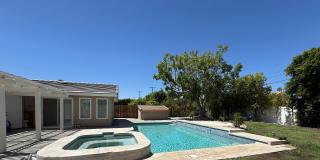 Gorgeous 3 bedrooms, 2.5 baths home Gallery 1