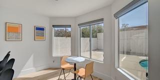 Furnished 4 bedroom home in the Lakes! Gallery 16