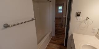 Charming and Spacious South Side 3-Bedroom Duplex Gallery 4