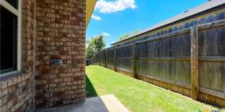 405 Sladecek Drive Gallery 24