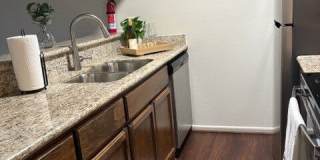 Parkwood Apartments Gallery 13