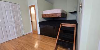 2327  S. Croskey Street Gallery 10