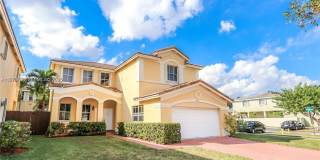 4612 NW 94th Ct Gallery 1