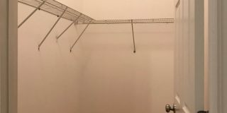 ***$500 Move-In Special*** SPACIOUS 3 BR/2 BA Rental in Mid-City with BACKYARD and DRIVEWAY (Section 8 not accepted) Gallery 11