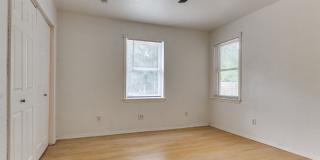 Charming 2 Bedroom Home in Oklahoma City Gallery 15