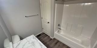 Townhome w/ 2 car garage, A/C-Newer, Low Maintance, & Conviniently Located Gallery 17