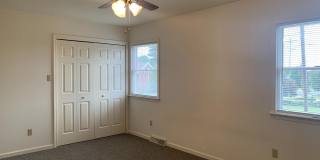 207 N LINDEN AVE. Gallery 18