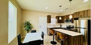 3013 W Driftwood St Gallery 1