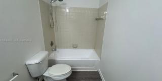 1419 Sussex Dr Gallery 8