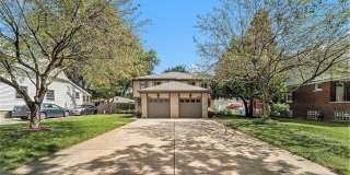 896 Saint Clair Street Gallery 2