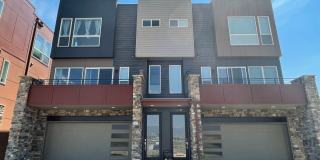 LOVELY 2 BED/2.5 BATH Great location near Boulder! Gallery 1