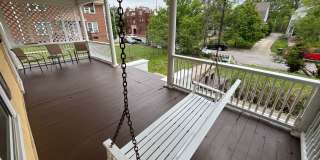 Large House Midtown Gallery 22