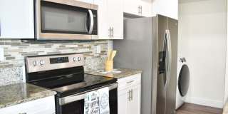 Intracoastal Yacht Club Gallery 31