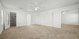 7500 E DEER VALLEY Road Gallery 30
