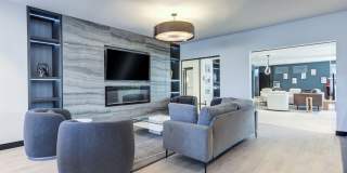 Station 250 Mundelein Gallery 33