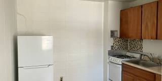 Campus Apartments 700-727 University SE Gallery 19
