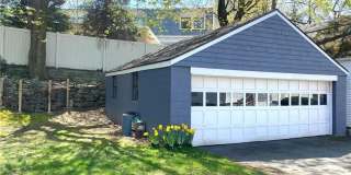 4 Morgan Avenue Gallery 33