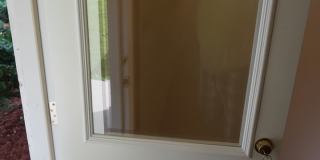 4 bedroom 1 1/2 bath single family house with yard. Gallery 7