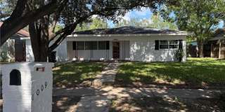 1009 S Missouri Avenue Gallery 1