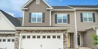Beautiful 3bd/2.5ba Townhouse Available in Durham! Gallery 1