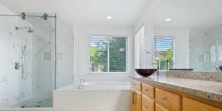 Grand 5-Bedroom Estate — Space, Style & Sophistication Gallery 60