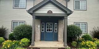 Worthington Glen Condo For Rent - 2BR/2BA with Garage and Bonus Room! Gallery 1