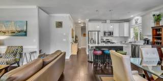 Fully Furnished beautiful Sanders Beach home Gallery 11