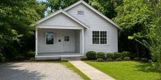 513 Hoke Street Gallery 1