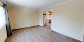 1312 Cedar St # B Gallery 7