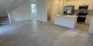 2740 SE 24th Ct Gallery 7