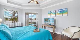 1049 NW 38th Place Gallery 9