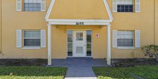 Modern & Spacious 2-Bedroom Apartment in Serene Oakridge Orlando Gallery 1