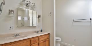 Spacious 4 Bedroom Home with A/C Spacious 4 Bedroom Home with A/C Gallery 11