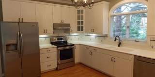 205 Berry Hill Gallery 10