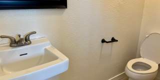 Charming 3 Bed / 2 Bath Home in the Tower District Gallery 18