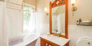 ** AQUALANE SHORES CUSTOM-DESIGNED 4 BEDROOM/5.5 BATH PRIVATE POOL HOME ** SEASONAL ** LUXURY ** AMAZING WATER VIEW ACCESS TO GULF OF MEXICO ** Gallery 76