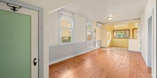 1726 Parker St # 1 Gallery 16