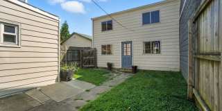 Two Bedroom in Newport! Gallery 34