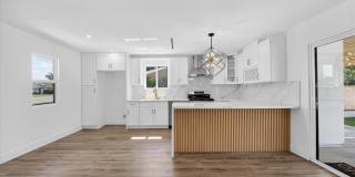 7055 Fallbrook Avenue Gallery 9