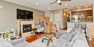 1232 N Milwaukee ave Gallery 2